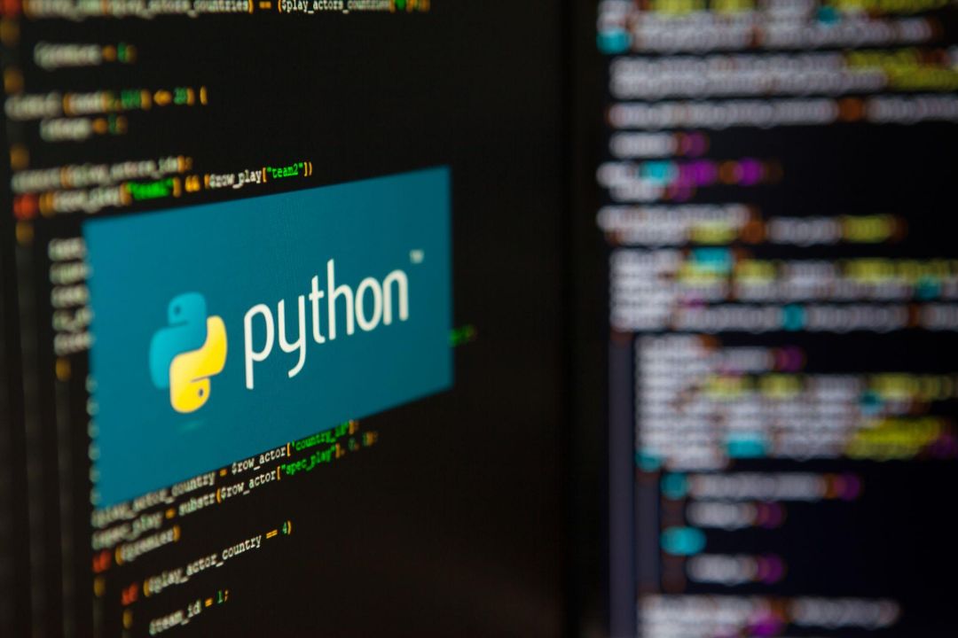 Lập trình Python là sự lựa chọn của rất nhiều chuyên gia máy tính