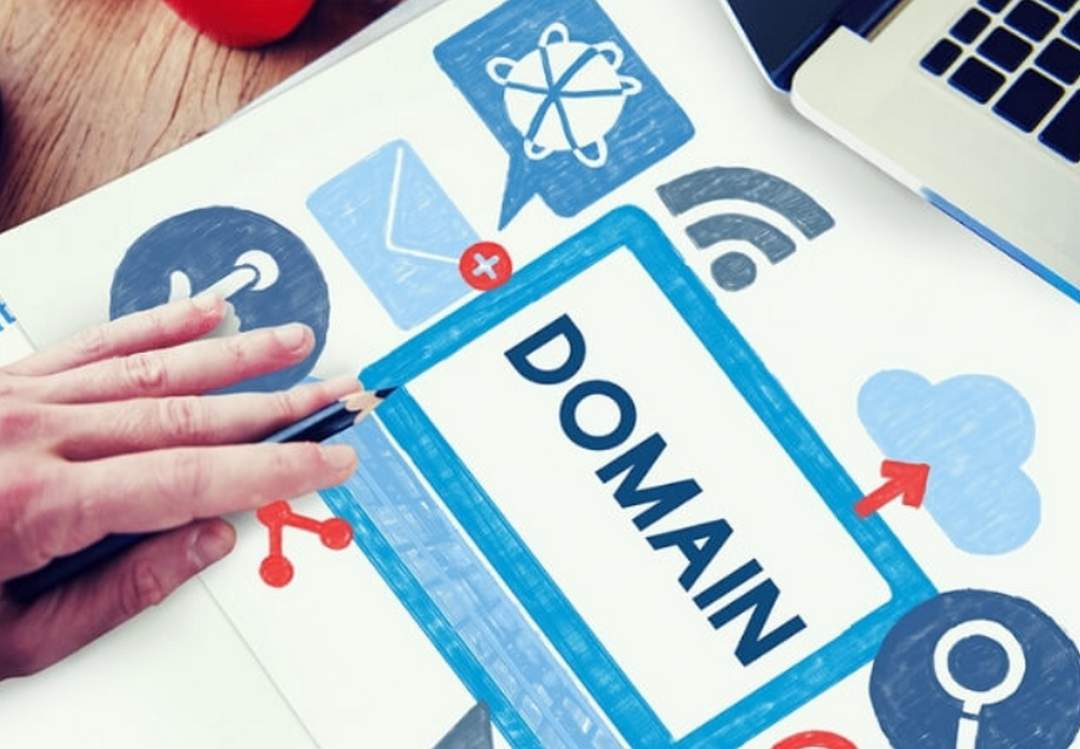 Domain giúp người dùng tìm kiếm và truy cập website nhanh hơn